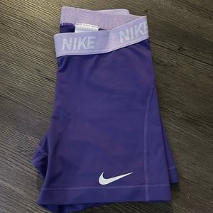 NIKE pros purple size small